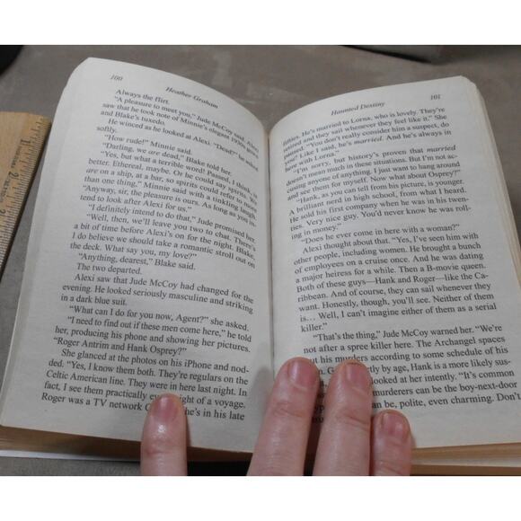 Haunted Destiny by Heather Graham Paperback 2016 Krewe of Hunters #18 - Picture 7 of 9